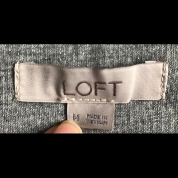 🎄Loft grey tie skirt mini above knee SZ M NWOT - Picture 5 of 6